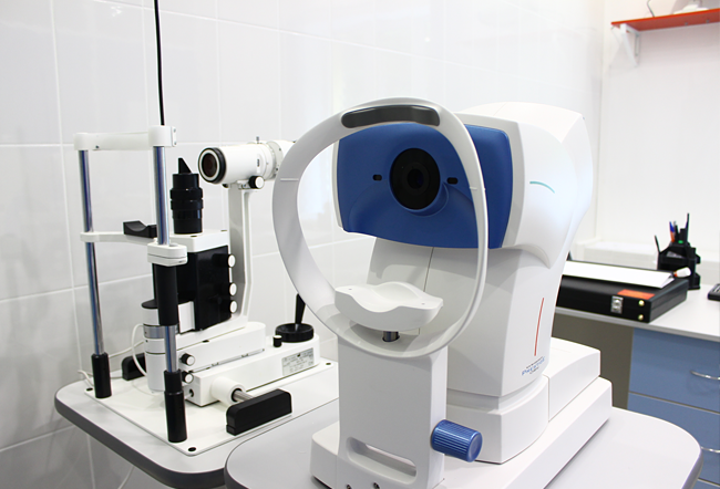 Периметрия является чрезвычайно значимой методикой при обследовании пациента с подозрением на глаукому, позволяет оценить степень ее прогрессирования и эффективность применяемого лечения.